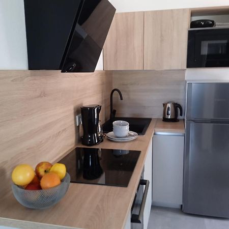 Apartmani Nila Sveta Nedelja  Extérieur photo