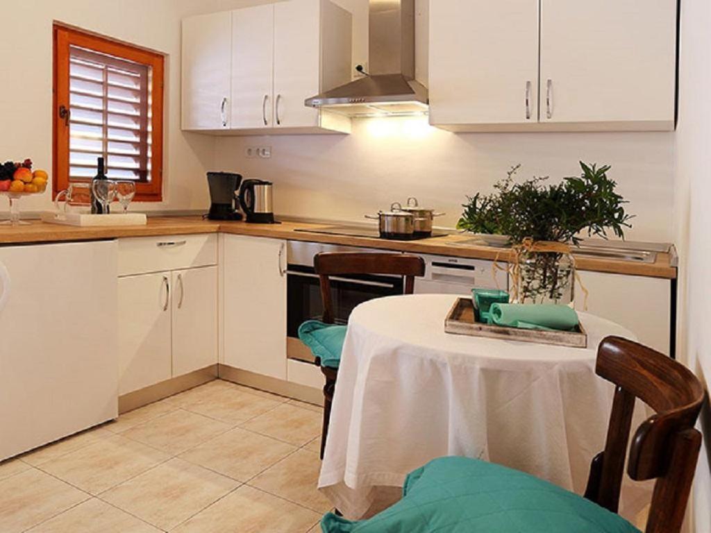 Apartmani Nila Sveta Nedelja  Chambre photo