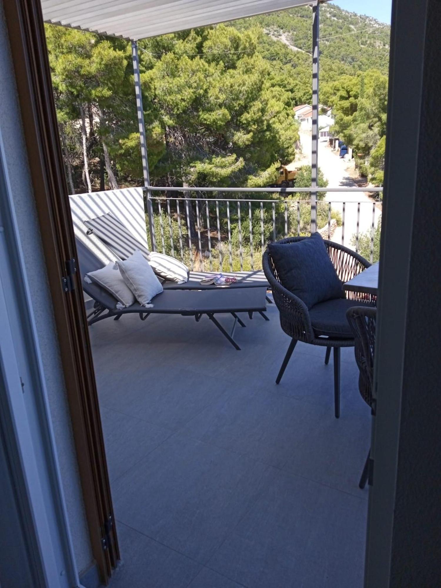 Apartmani Nila Sveta Nedelja  Extérieur photo