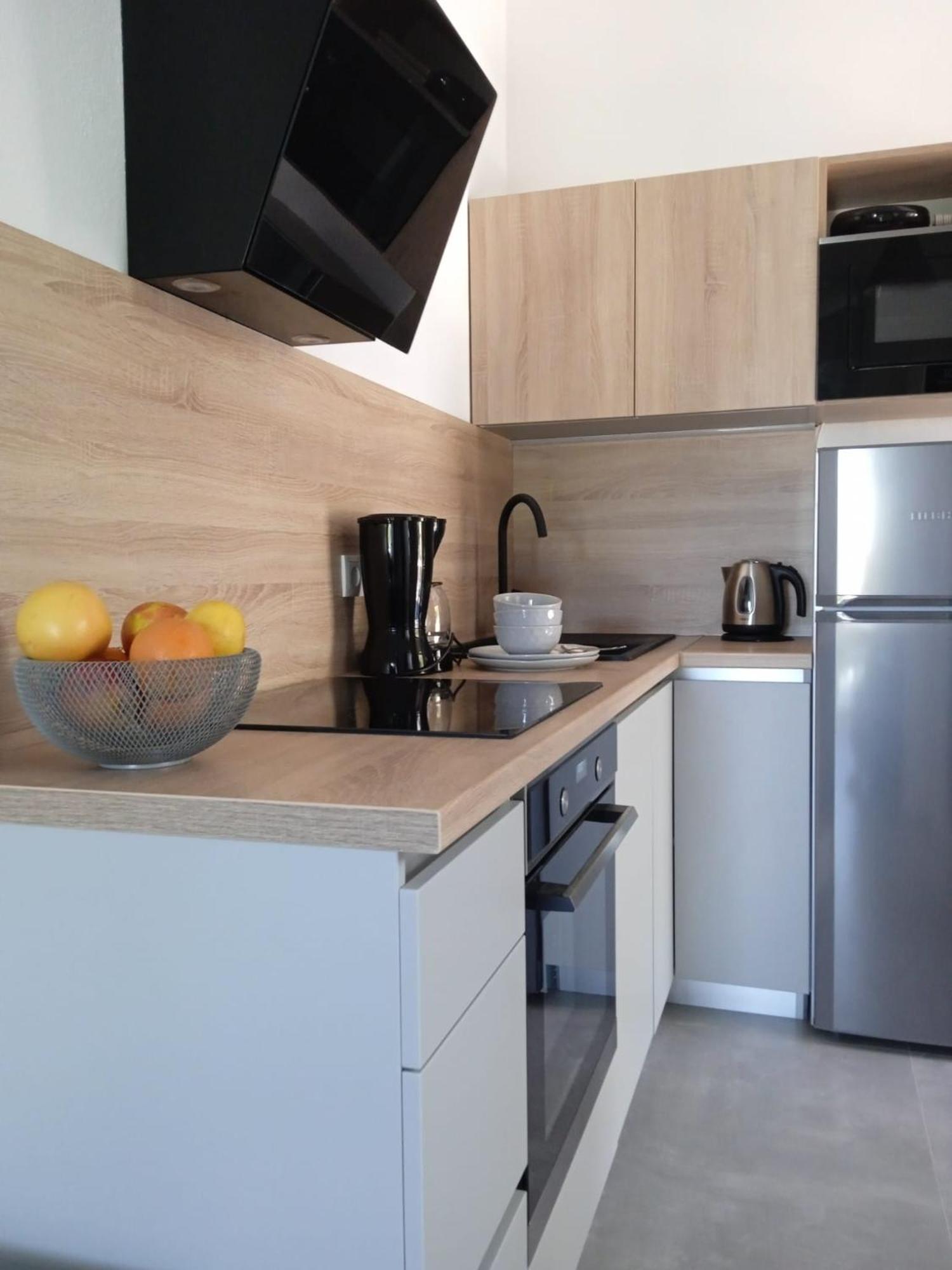 Apartmani Nila Sveta Nedelja  Extérieur photo